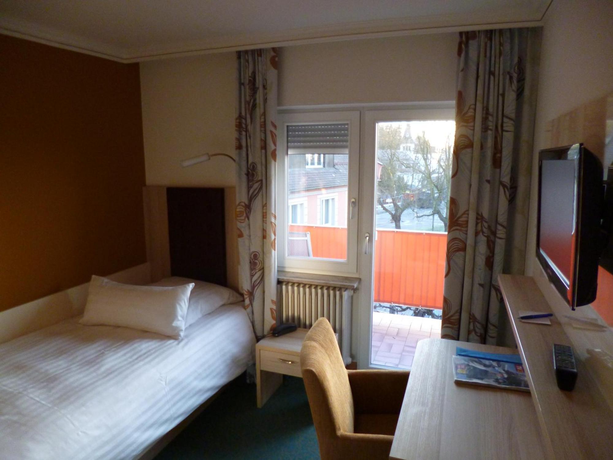 Hotel Ochsen Überlingen Szoba fotó